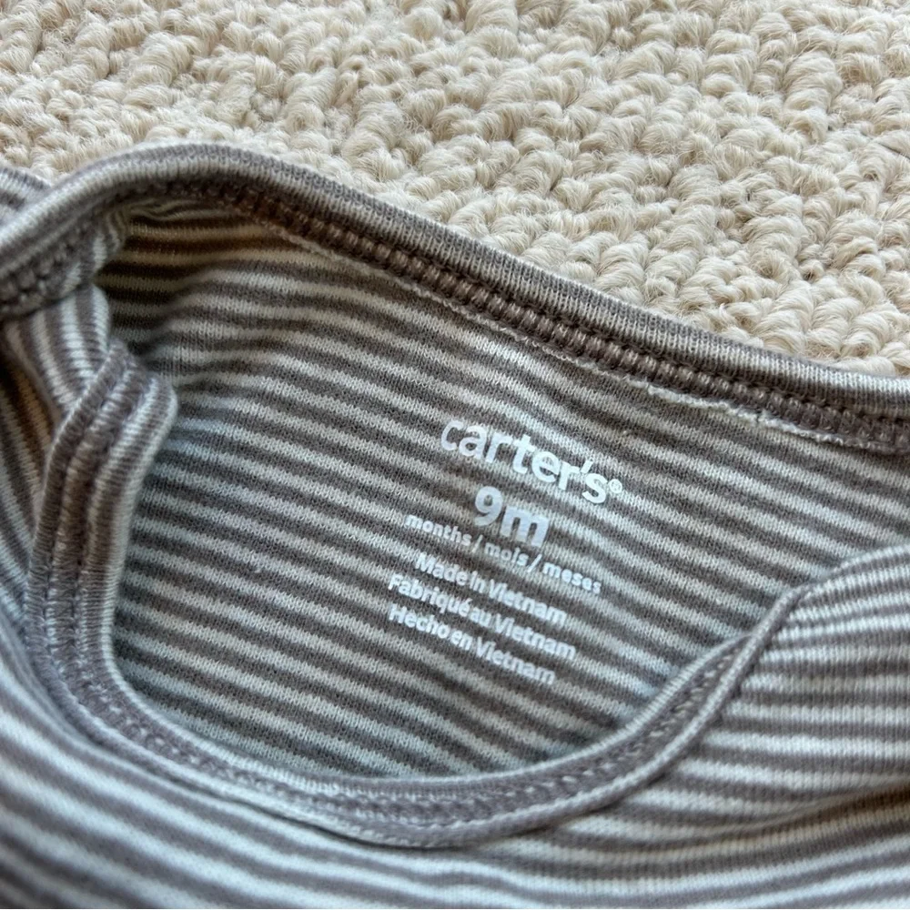 Carter’s Striped 9M Onesie Bodysuit